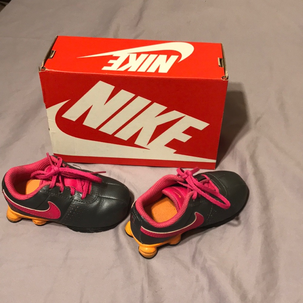 Toddler Nike shox